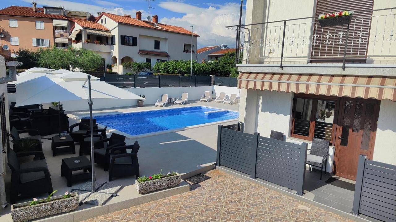Viktor Rooms And Apartments روفينج المظهر الخارجي الصورة